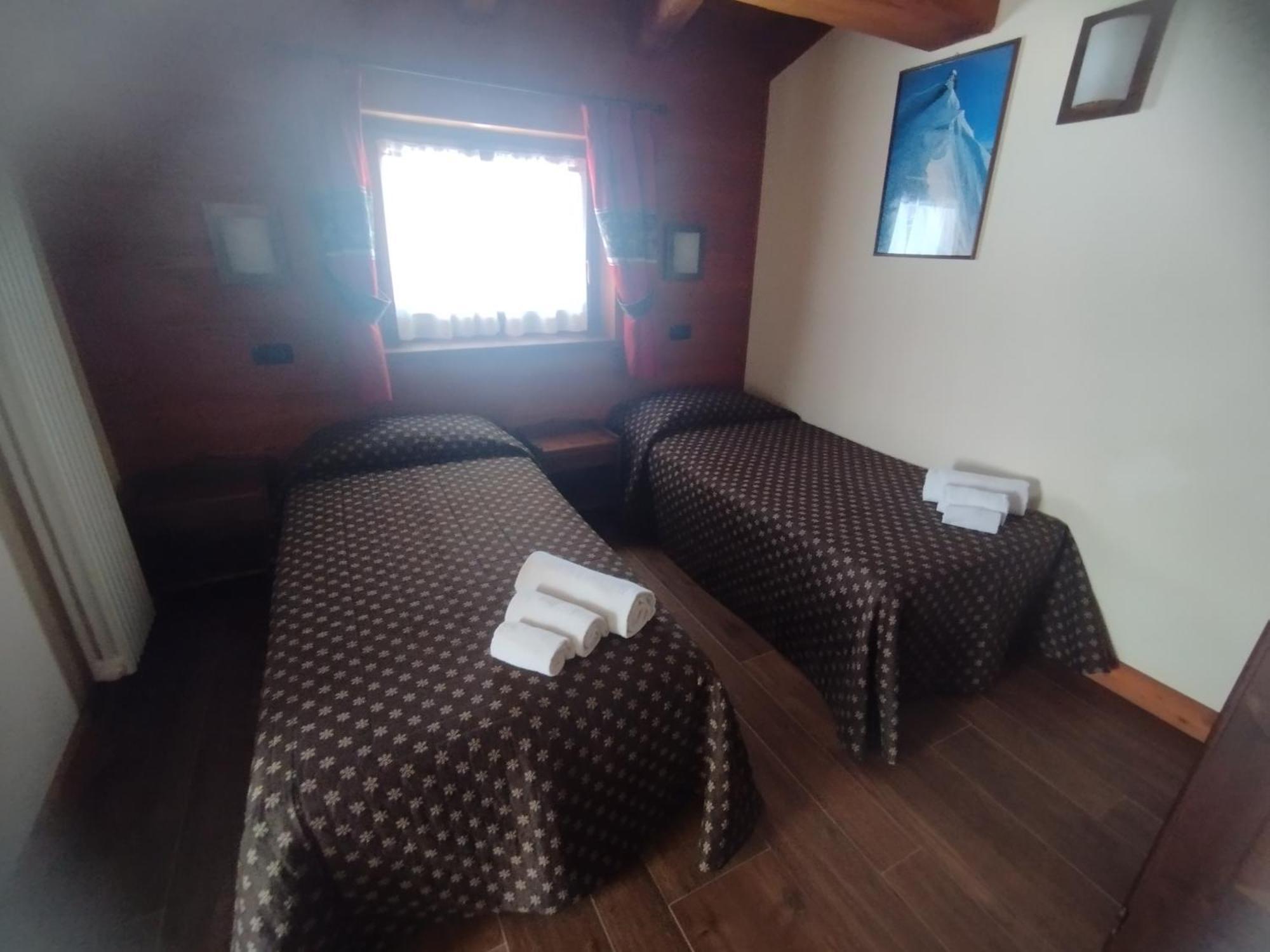 Villa Americana Chambres D'Hotes シャンポルク エクステリア 写真