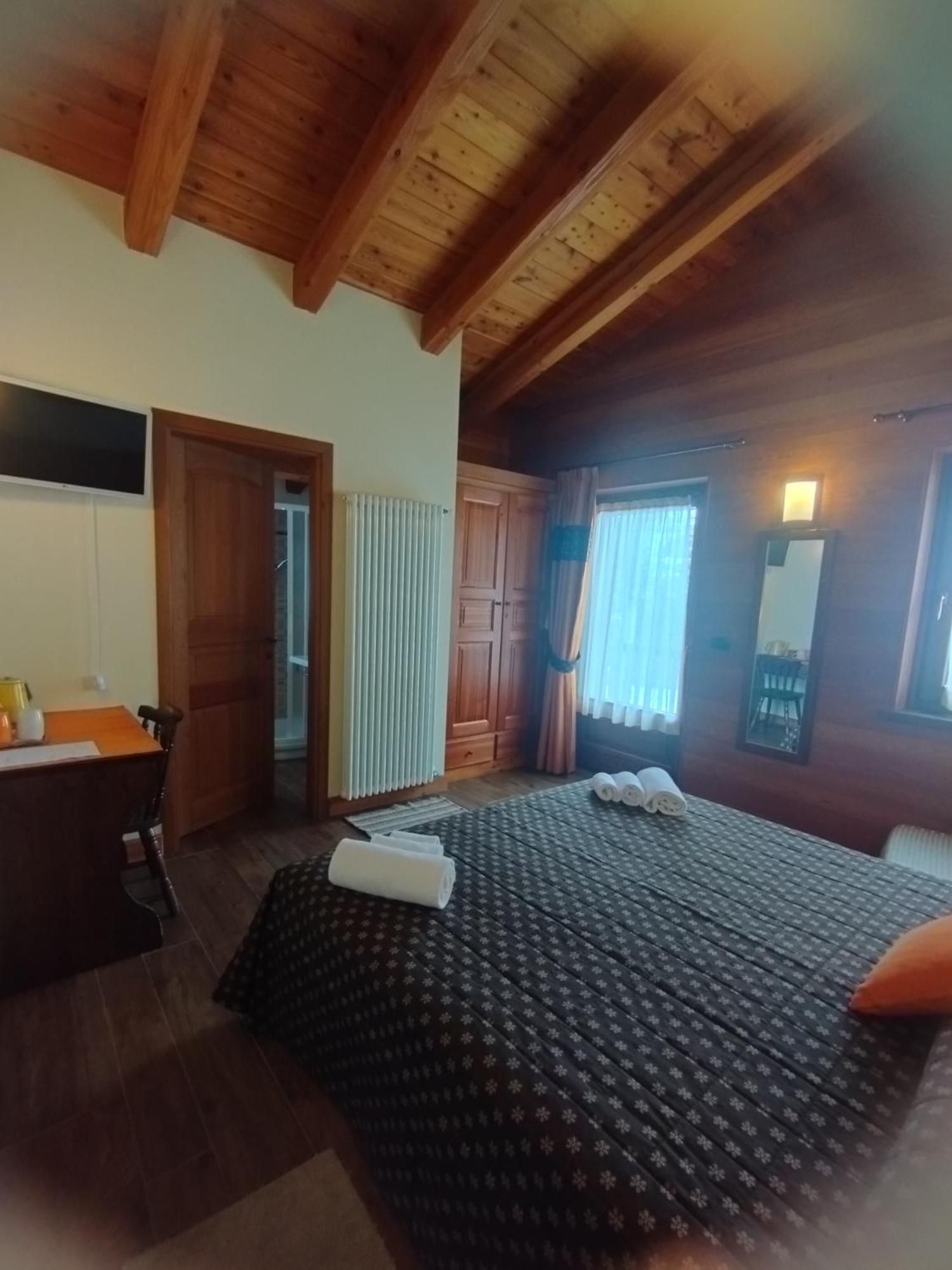 Villa Americana Chambres D'Hotes シャンポルク エクステリア 写真