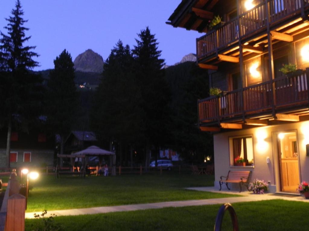 Villa Americana Chambres D'Hotes シャンポルク エクステリア 写真
